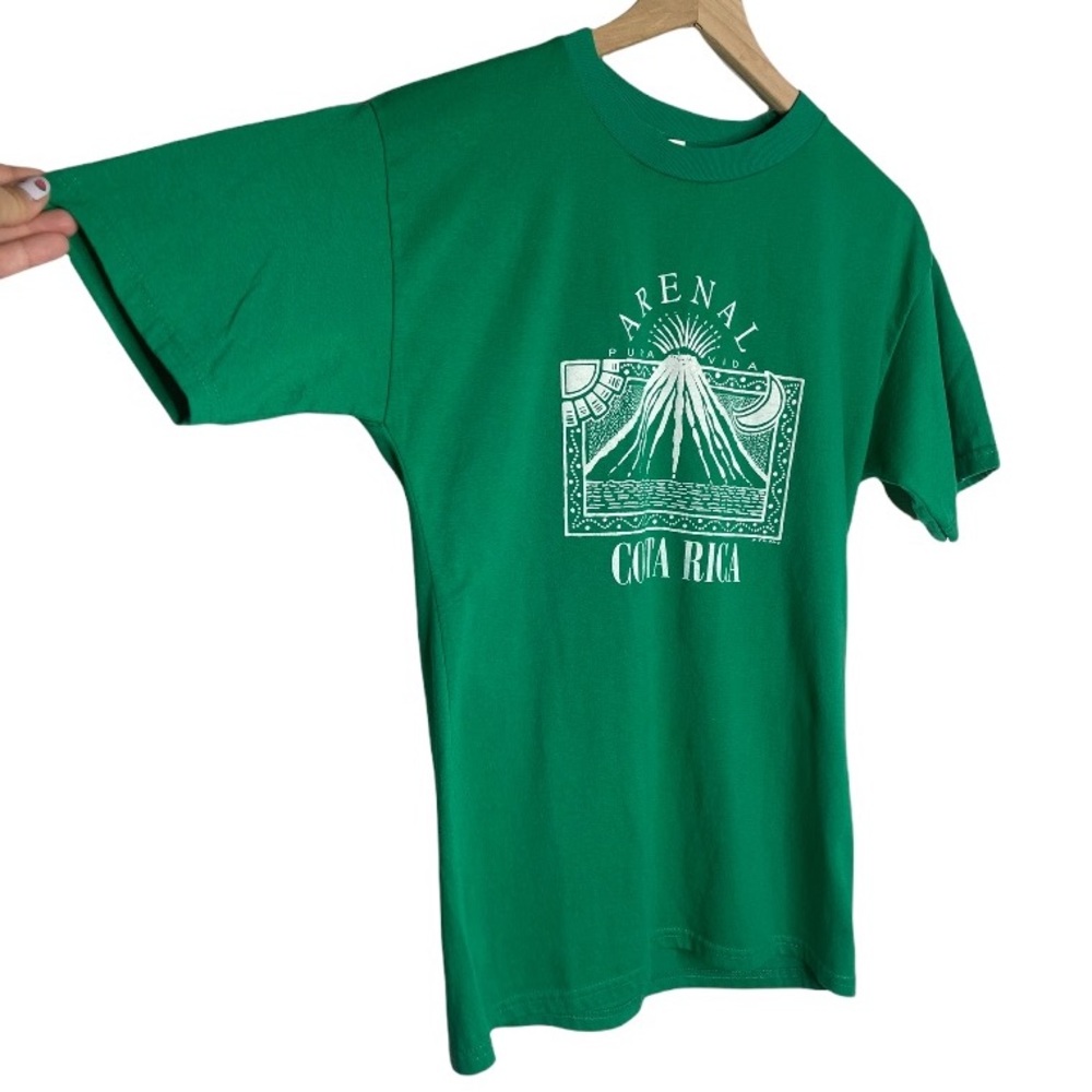 Vintage Costa Rica Arenal Volcano T-Shirt size S - Picture 3 of 9